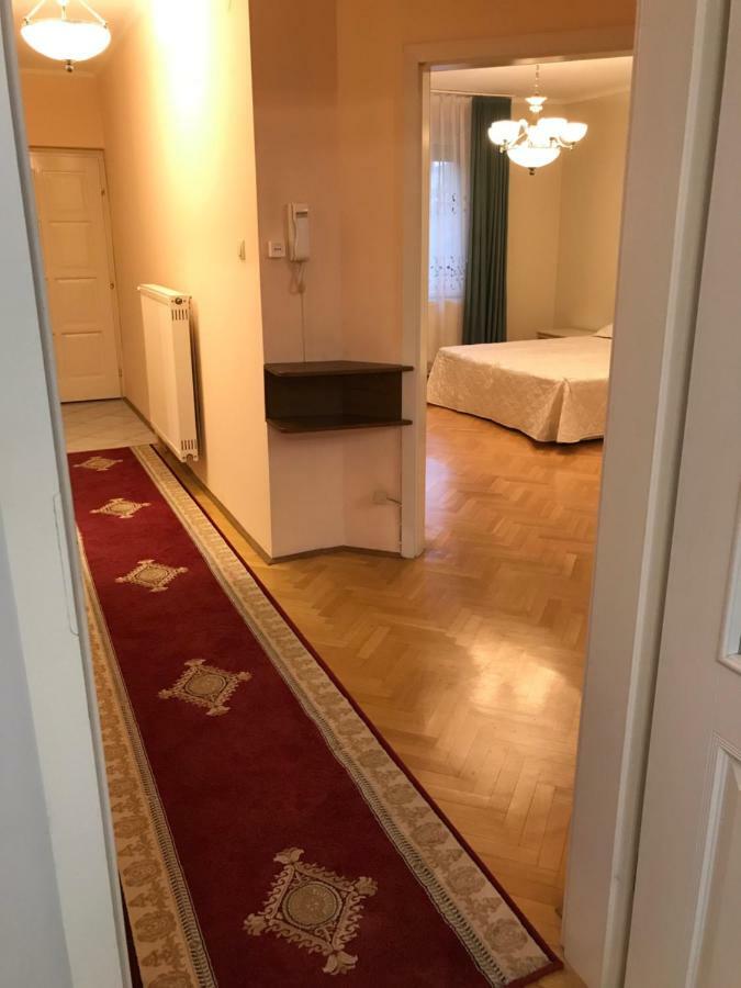 Gabor Pal 1 Apartman 2 Szoba Dunafoldvar المظهر الخارجي الصورة
