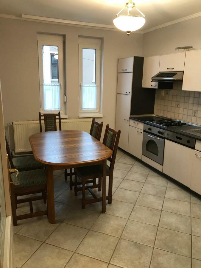 Gabor Pal 1 Apartman 2 Szoba Dunafoldvar المظهر الخارجي الصورة