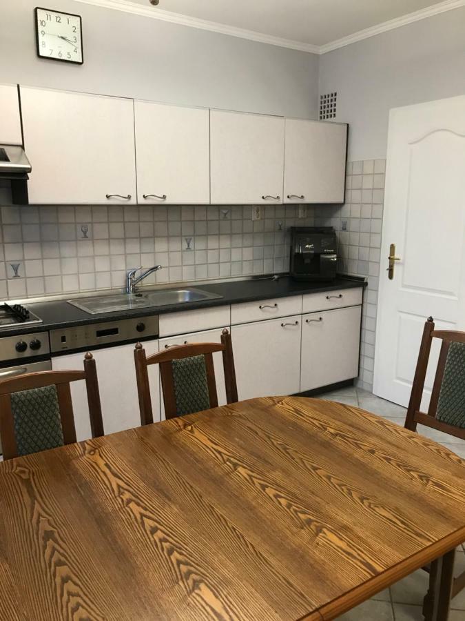 Gabor Pal 1 Apartman 2 Szoba Dunafoldvar المظهر الخارجي الصورة