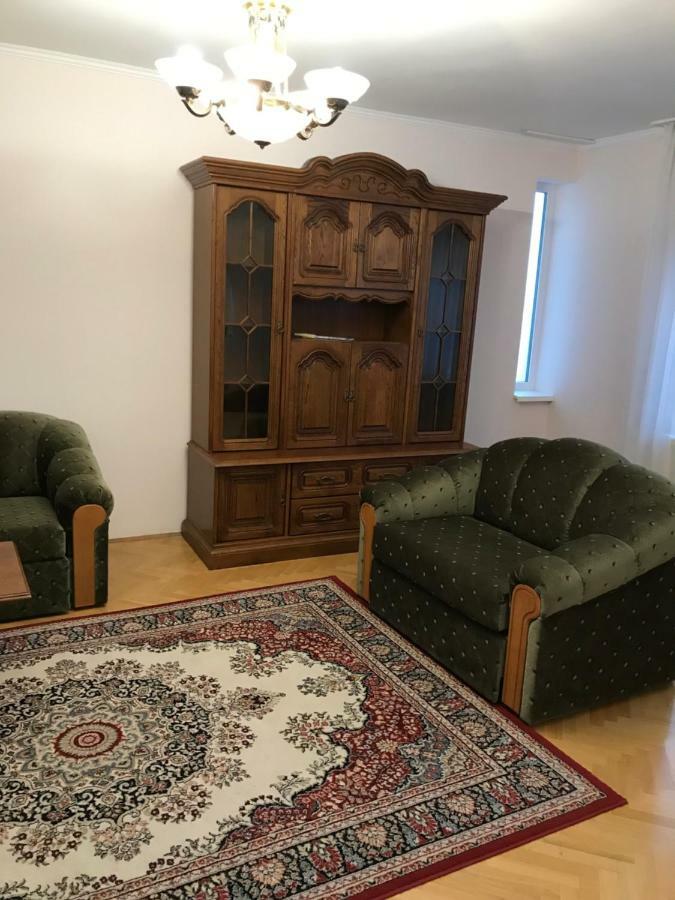 Gabor Pal 1 Apartman 2 Szoba Dunafoldvar المظهر الخارجي الصورة
