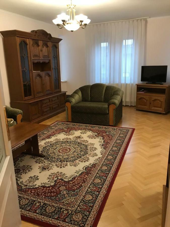 Gabor Pal 1 Apartman 2 Szoba Dunafoldvar المظهر الخارجي الصورة